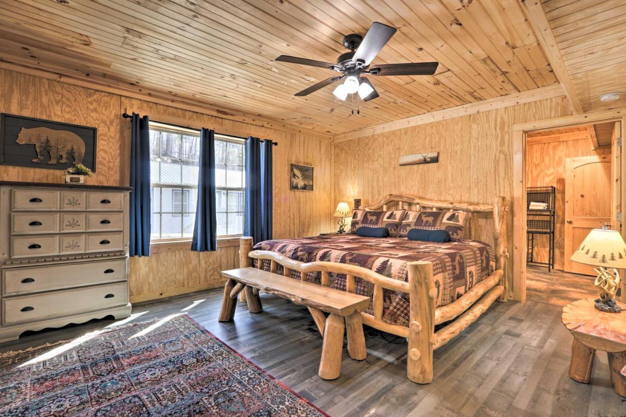 Gatlinburg Cabin With Loft And Game Room 1 Mi To Town Exteriör bild