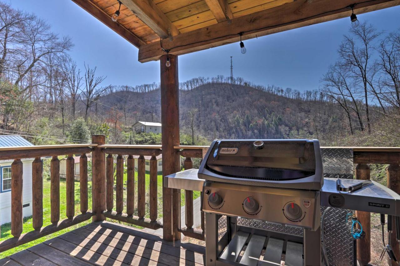 Gatlinburg Cabin With Loft And Game Room 1 Mi To Town Exteriör bild