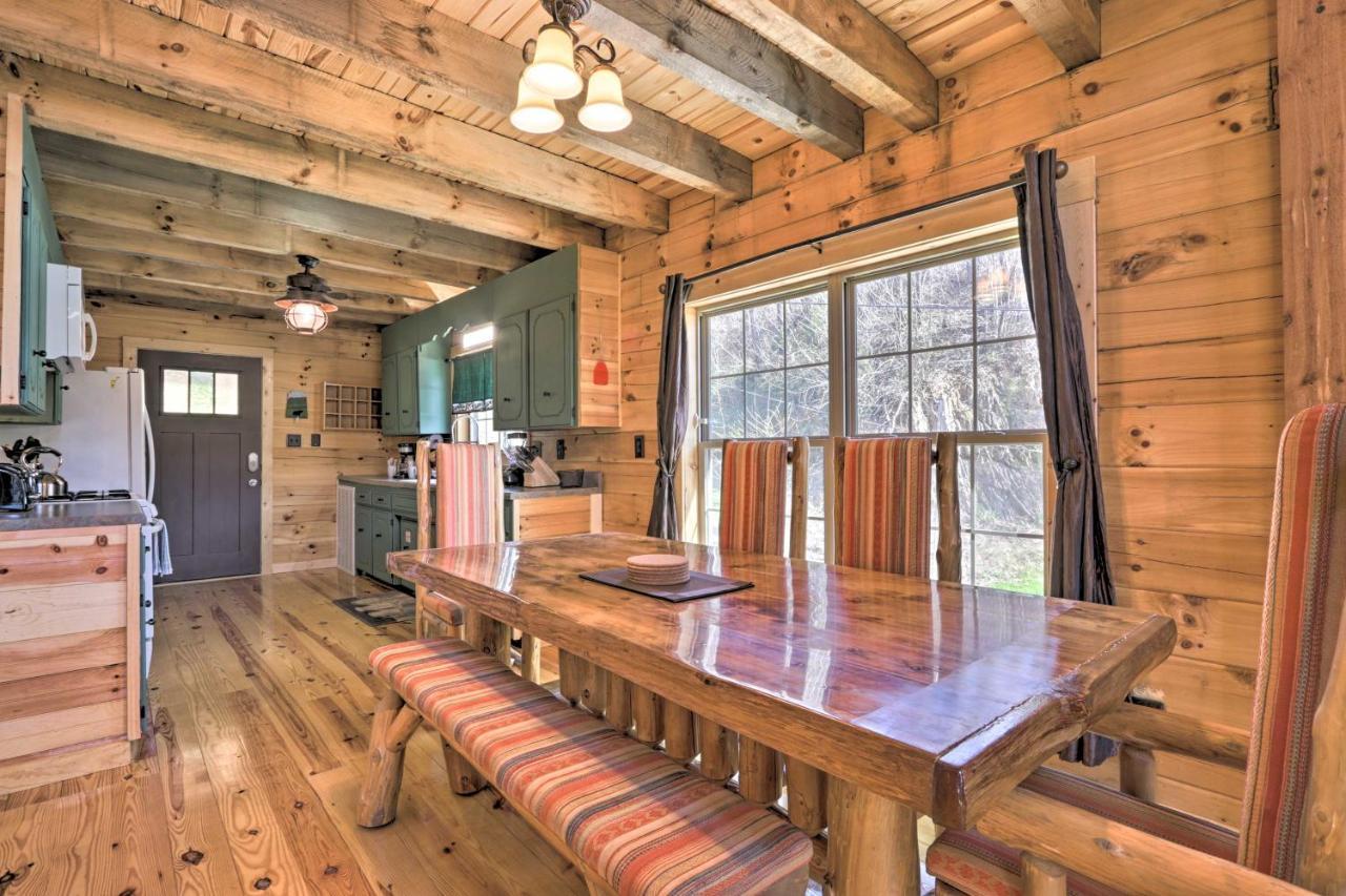 Gatlinburg Cabin With Loft And Game Room 1 Mi To Town Exteriör bild