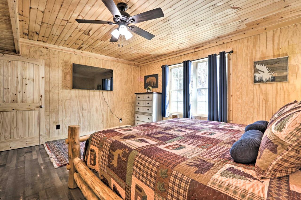 Gatlinburg Cabin With Loft And Game Room 1 Mi To Town Exteriör bild